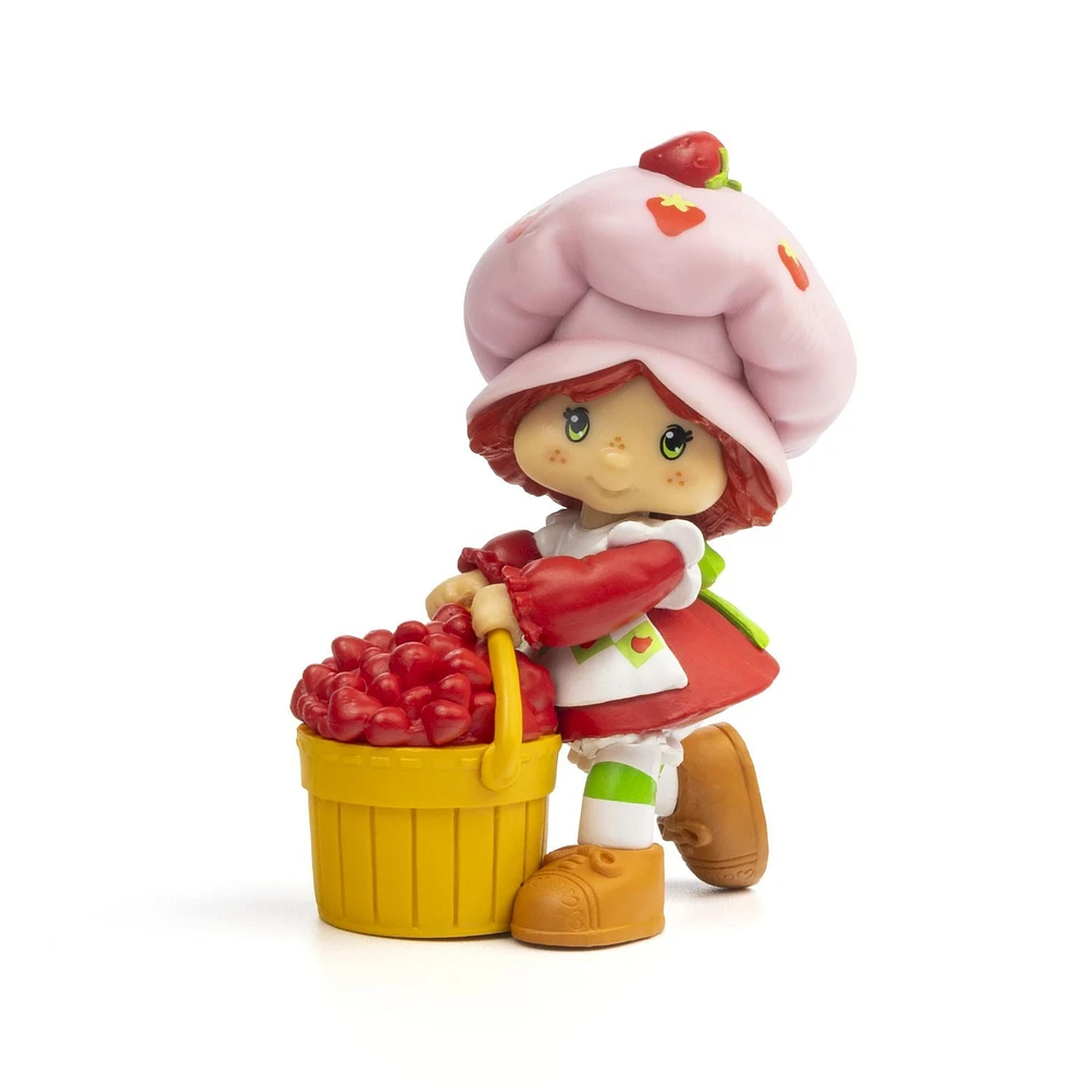 Stawberry Shortcake CheeBee Three Inch Collectibles