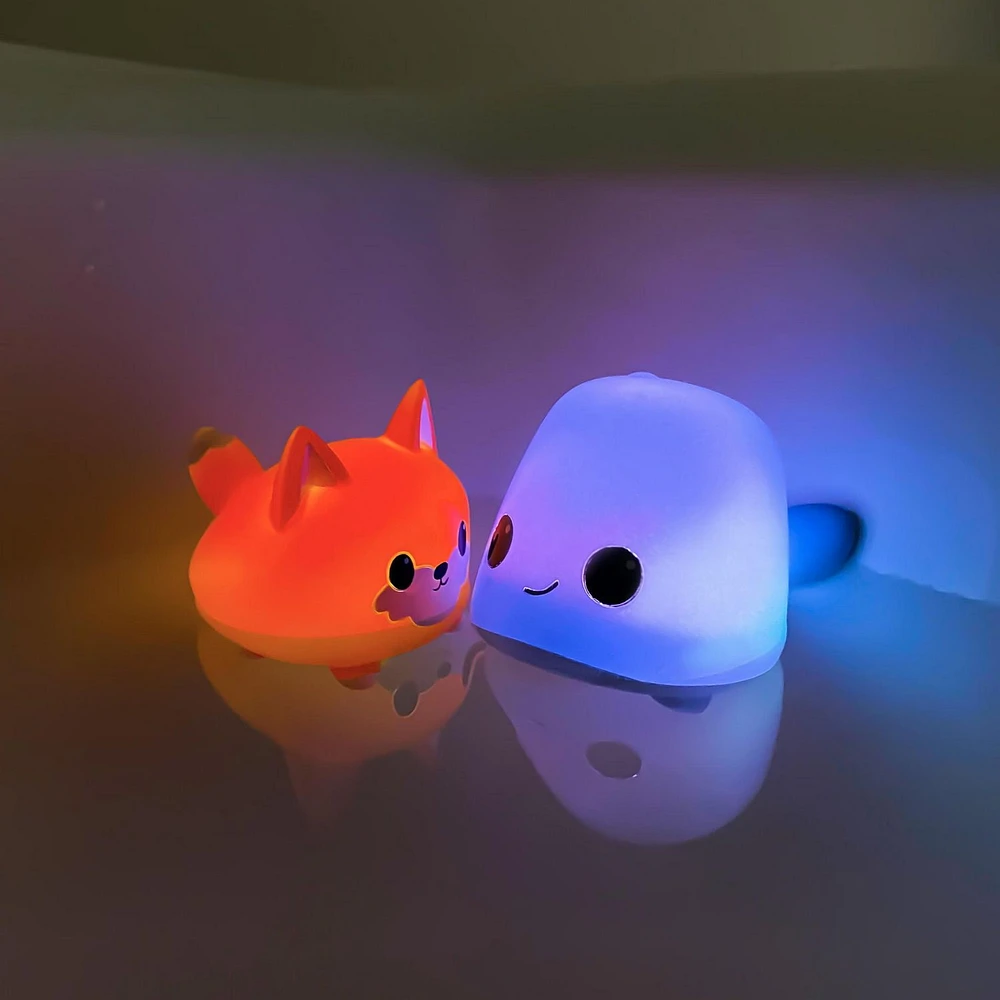 Ensemble de 5 jouets de bain pour bébé et tout-petit âgés de 6 mois et plus, unisexes, avec des animaux lumineux Hopscotch Lane. Ensemble de 5 jouets lumineux pour le bain en forme d'animaux pour bébés et tout-petits.