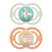 Suces MAM Perfect, suces orthodontiques (emballage de deux), suces MAM 6 mois et plus, meilleure suce pour les bébés allaités, suce pour bébé fille