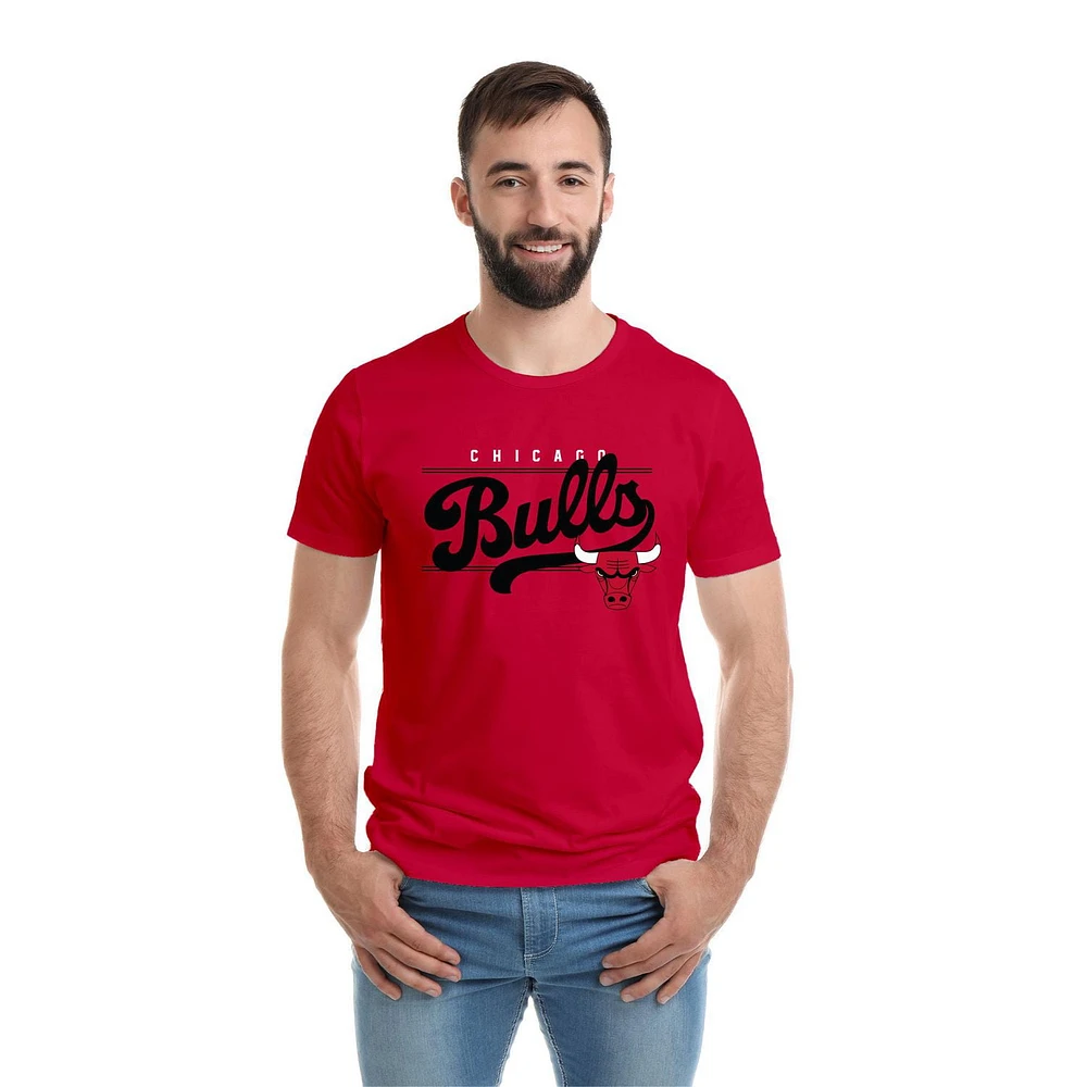 NBA Chicago Bulls Men's On The Line Short Sleeve T-Shirt *On-Line Exclusive