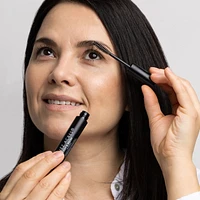 Nuez Acres Sérum de croissance des cils et des sourcils à l'huile de noix de pécan, 8 ml Profitez naturellement de cils plus fournis et plus longs.