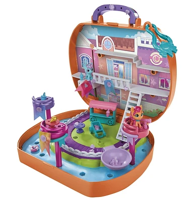 My Little Pony Mini World Magic Compact Creation Maretime Bay Toy - Portable Playset with Sunny Starscout Pony