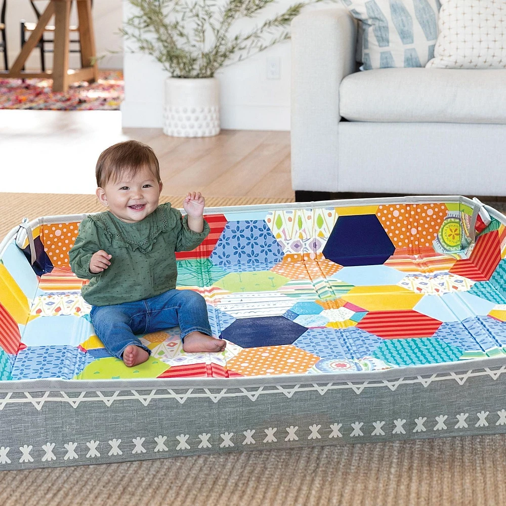 Infantino Foldable Soft Foam Mat, Light weight fold & go design mat