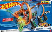 Hot Wheels Corkscrew Crash Track Set