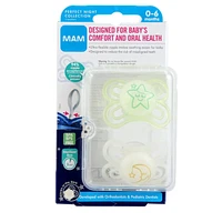 MAM Perfect Night Pacifiers, Glow in the Dark Pacifiers (2 pack) MAM Pacifiers 0-6 Months, Best Pacifier for Breastfed Babies, Unisex Baby Pacifier