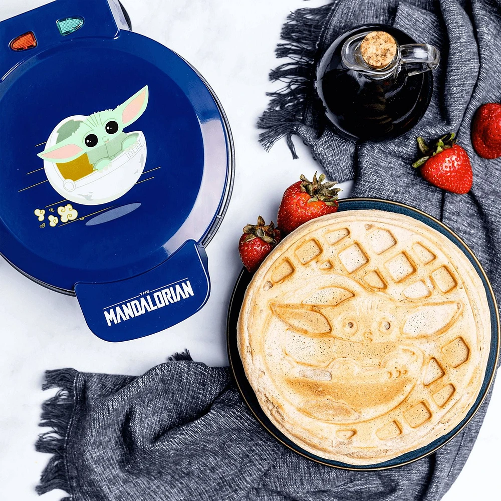 Star Wars The Mandalorian Grogu Waffle Maker