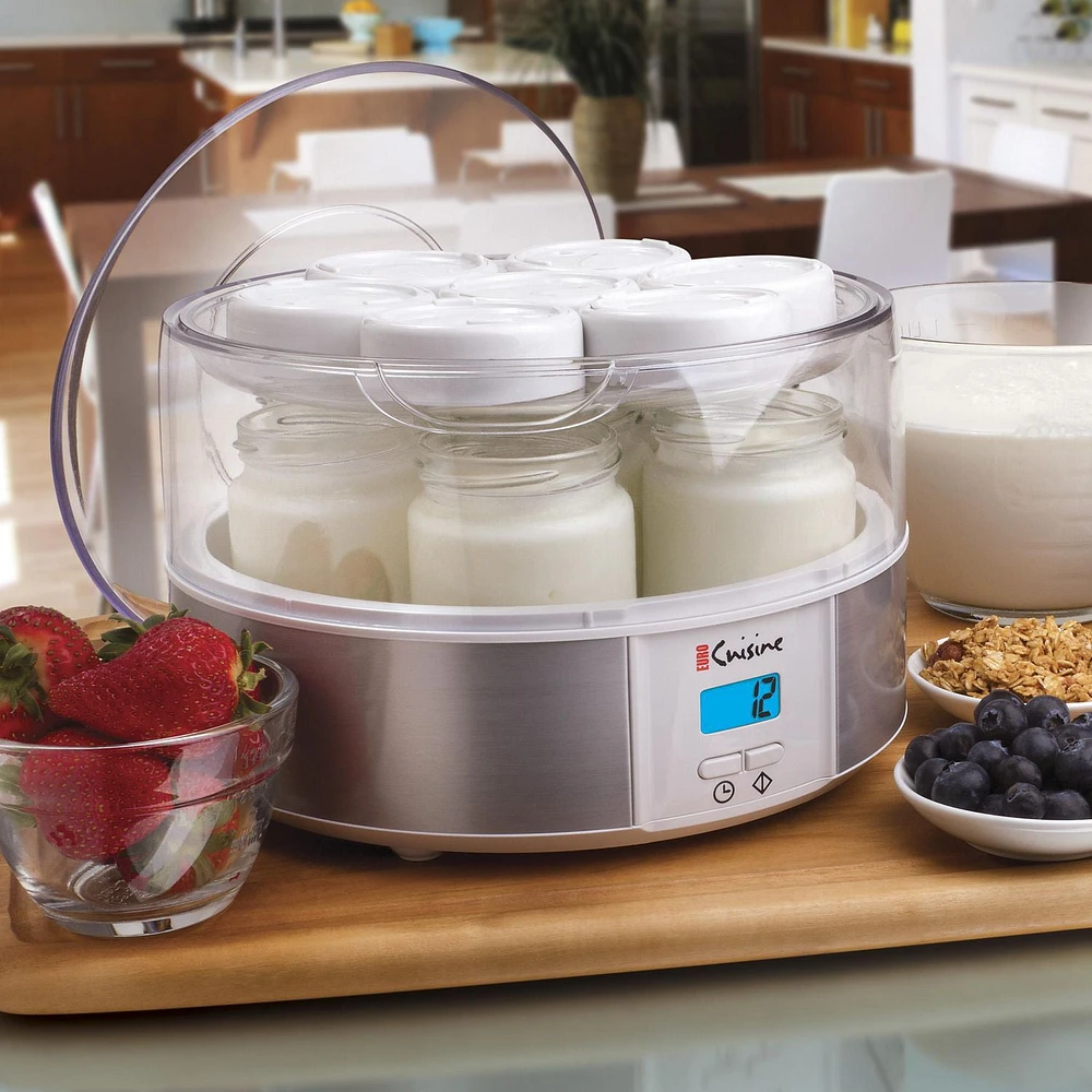 Euro Cuisine YMX650 Digital Yogurt Maker