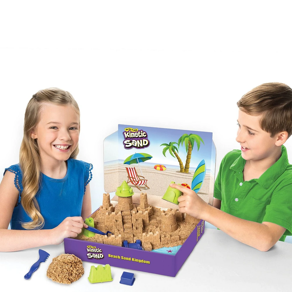 Kinetic Sand - Beach Sand Kingdom Playset with 3lbs of Beach Sand, for Ages 3 And up