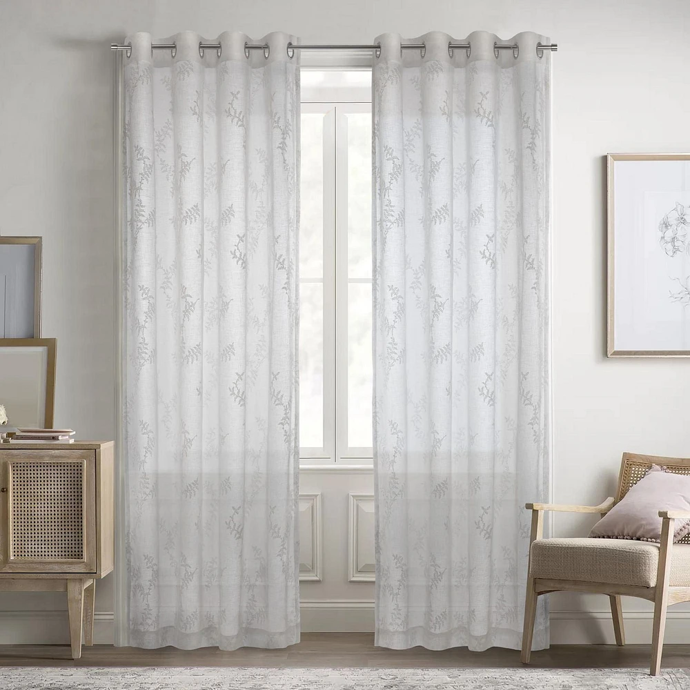 Aespa Sheer Grommet Indoor Curtain