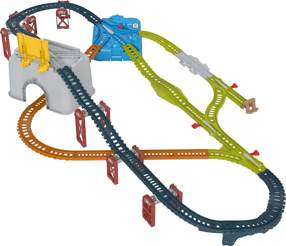 Thomas & Friends Train Tracks Set, Connect & Build Track Bucket, 34-Piece Preschool Toy, Ages 3+