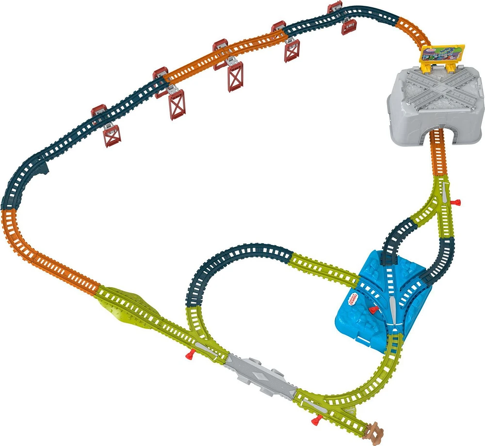 Thomas & Friends Train Tracks Set, Connect & Build Track Bucket, 34-Piece Preschool Toy, Ages 3+