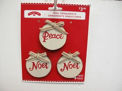 Ornement en bois Holiday Time avec inscription Peace/Noel en paq. de 3