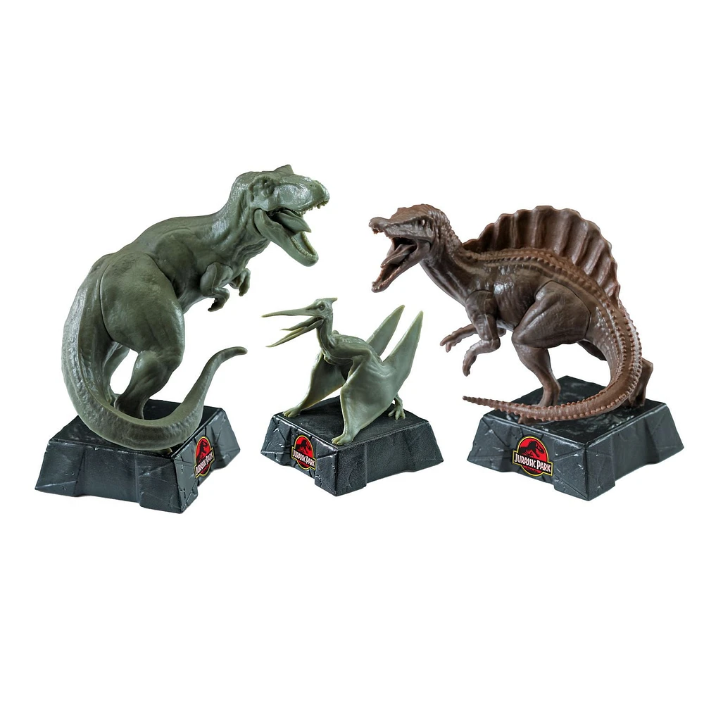 The Noble Collection Jurassic Park Chess Set