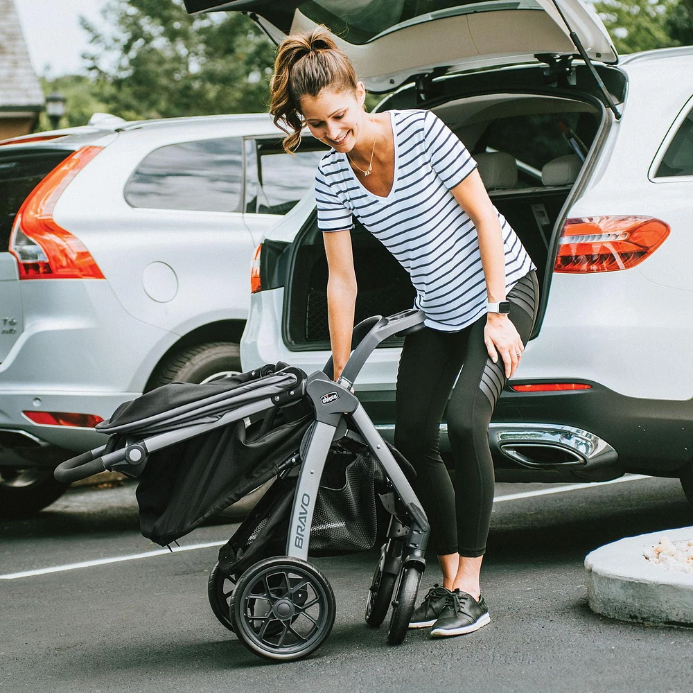 Chicco Bravo Trio Travel System, Child weight up to 50 lbs