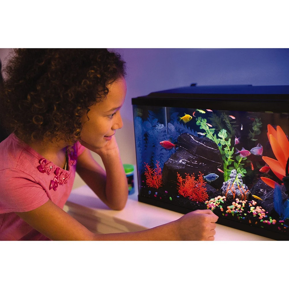 GloFish Aquarium Gravel Black Fluorescent