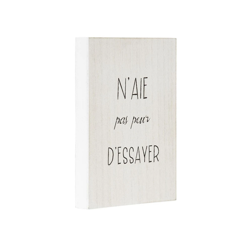 “N’aie pas peur D’essayer” Box Top Art