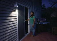 Mr Beams® Wireless Motion Security Light - White