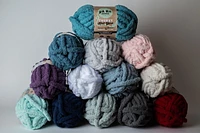 Lion Brand AR Workshop Chunky Knit Heather Yarn #7 Jumbo Polyester Chenille Yarn 226g /26m 3-Pack