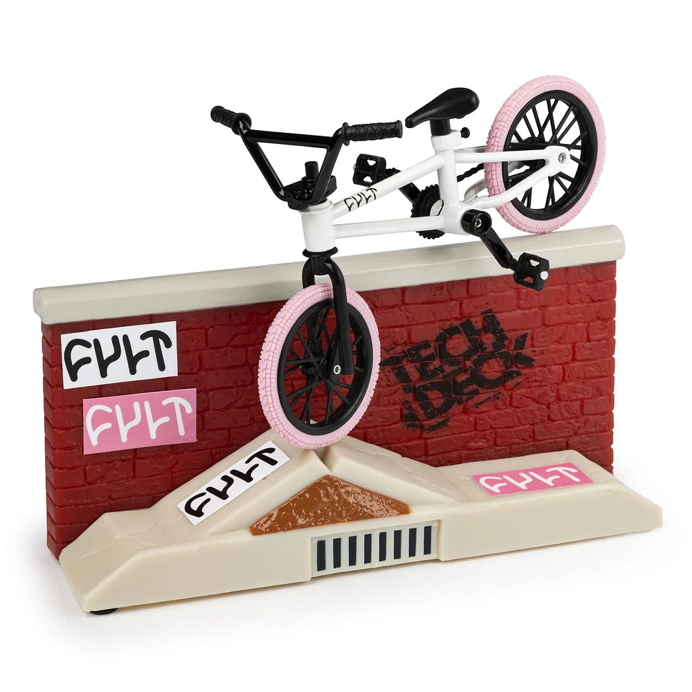 Tech Deck BMX Freestyle Hits, BMX Finger Bike with Freestyle Obstacle, Cult Bikes (White/Pink)