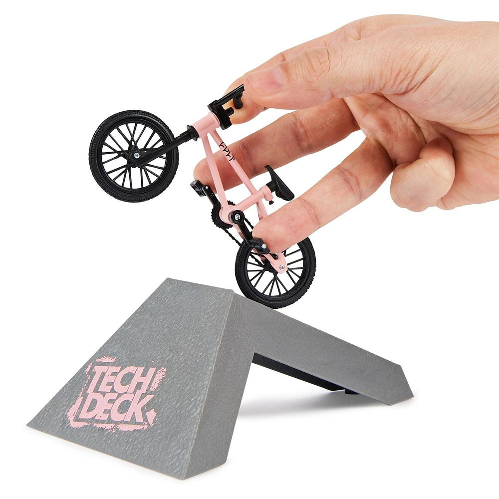 Tech Deck BMX Freestyle Hits, BMX Finger Bike with Freestyle Obstacle, Cult Bikes