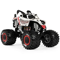 Monster Jam, Official Monster Mutt Dalmatian Monster Truck, Collector Die-Cast Vehicle, 1:24 Scale