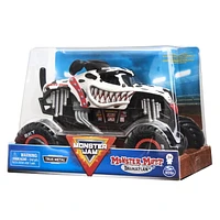 Monster Jam, Official Monster Mutt Dalmatian Monster Truck, Collector Die-Cast Vehicle, 1:24 Scale