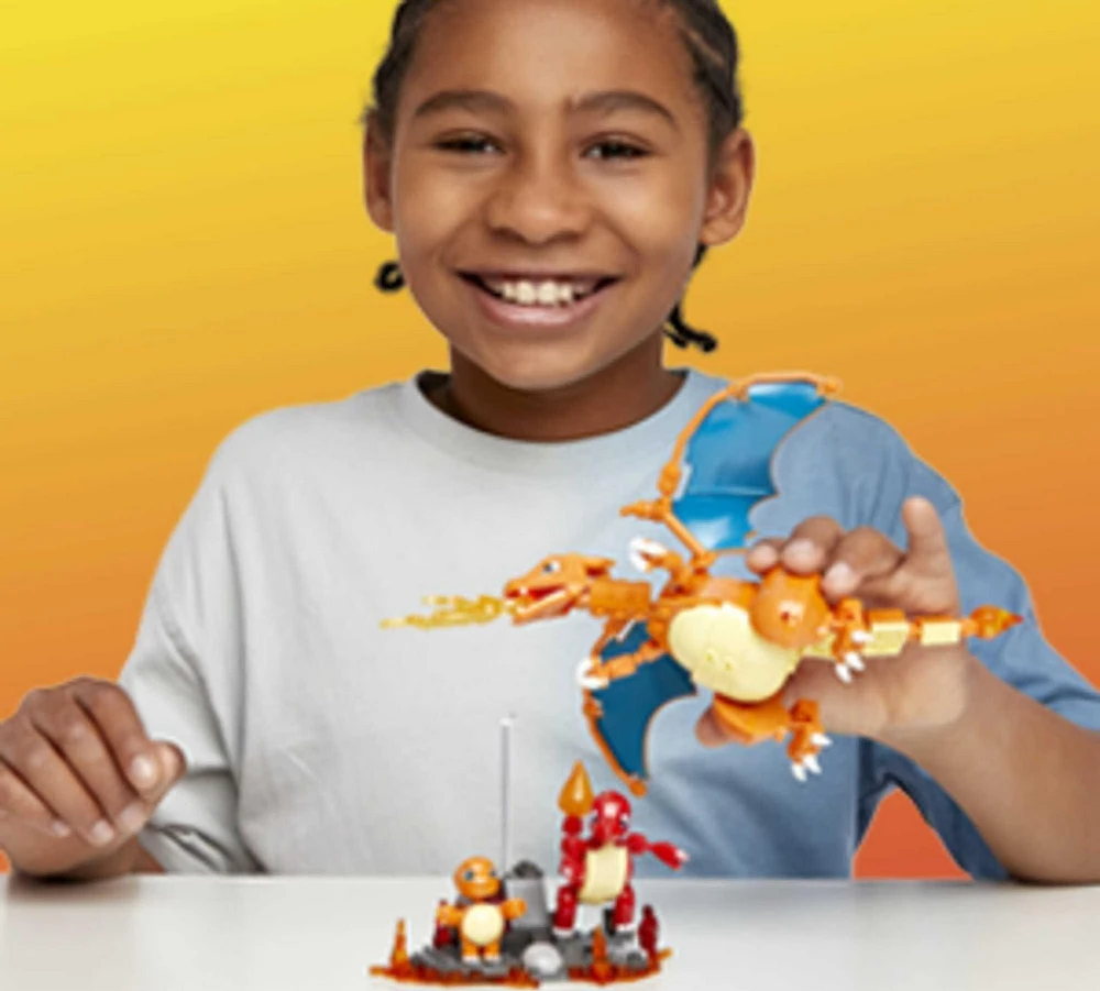 MEGA Pokémon Building Toy Kit Charmander Set with 3 Action Figures (313 Pieces) for Kids