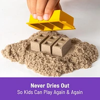 Kinetic Sand, Dig & Demolish Playset with 1lb Kinetic Sand and Toy Truck, Play Sand Sensory Toys for Kids Ages 3 and up, Dig & Demolish Playset