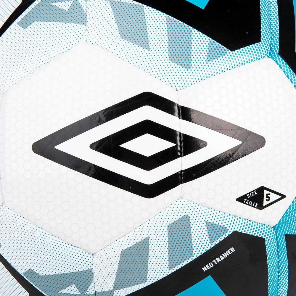 BALLON DE SOCCER UMBRO NEO TAILLE 5