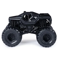 Monster Jam, Official Soldier Fortune vs. Soldier Fortune Black Ops Die-Cast Monster Trucks, 1:64 Scale, 2 Pack