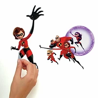 INCREDIBLES 2 PEEL & STICK WALL DECALS