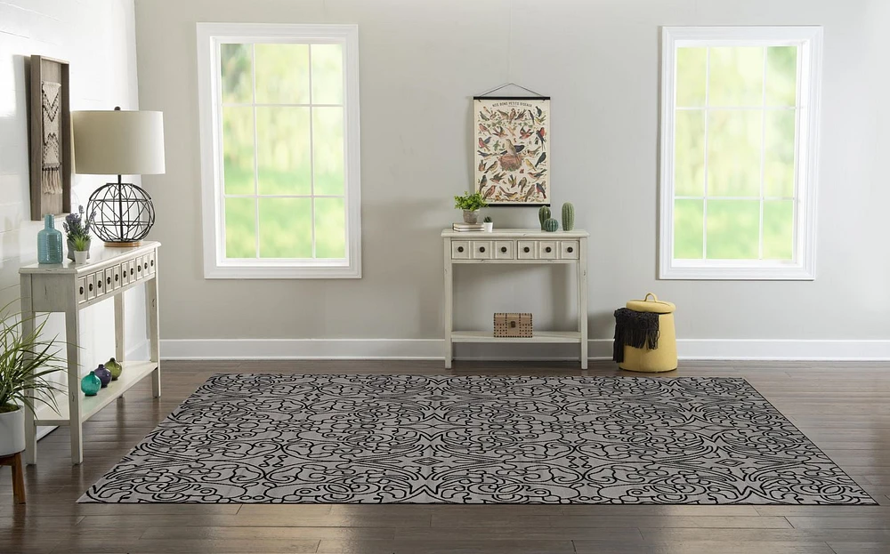 Capri iForum Grey & Black 6' 5" x 9' 3" Area Rug