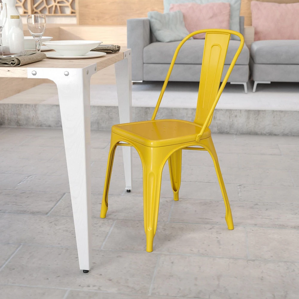 Chaise empilable pour l'intérieur et l'extérieur en métal jaune