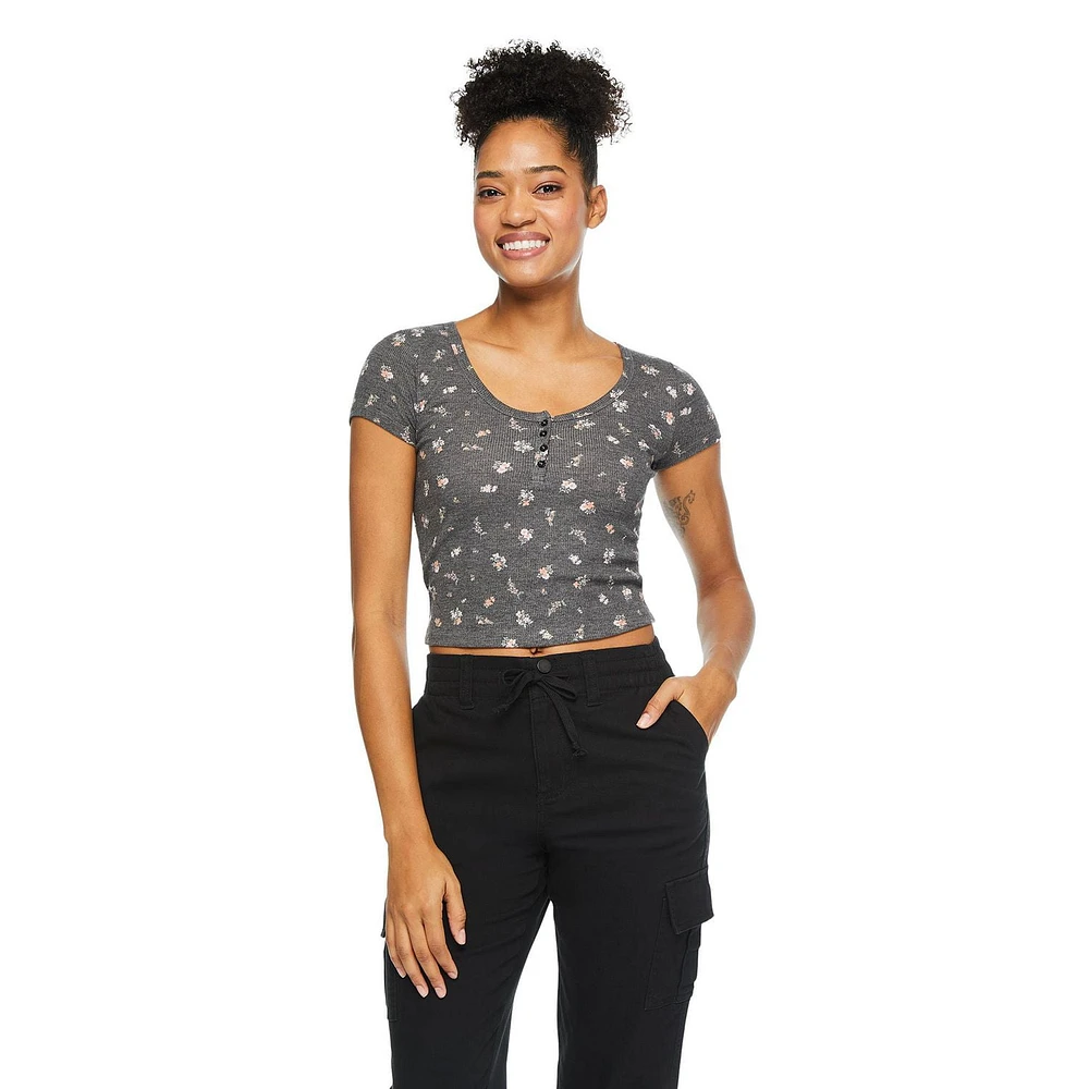 T-shirt henley No Boundaries pour femmes Tailles TP–TTG