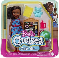 Barbie Chelsea Can Be Playset with Brunette Chelsea Teacher Doll (6 inches), Chalkboard, Pointer, Globe, Mug, File, Teddy Bear Figure, Great Gift for Ages 3 Years Old & Up​​