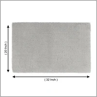 Hometrends 3K Solid Light Grey Polyester Bathrug, 20"x32",Anti-Skid Bathrug