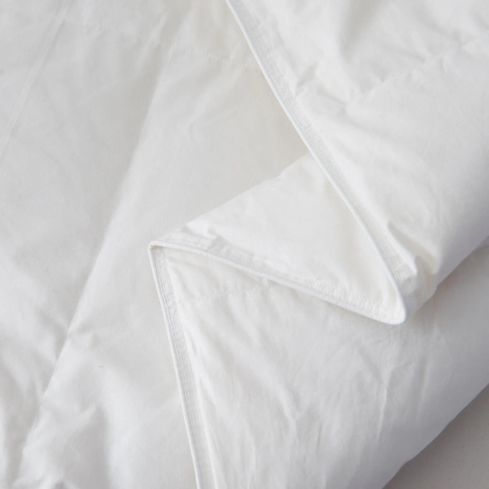 Royal Elite All-Season White Feather and Down Duvet