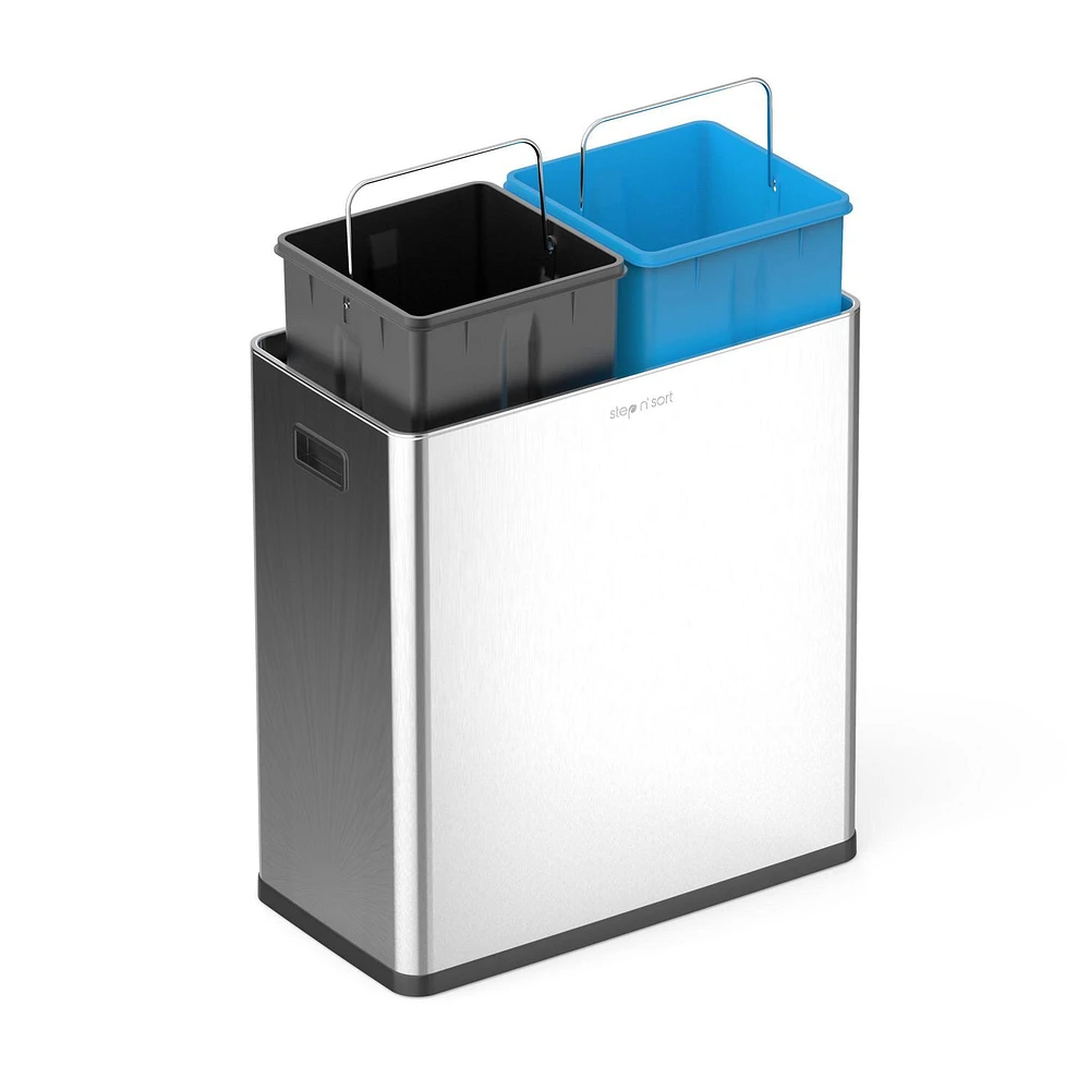 The Step N' Sort 60L, détecteur de mouvement, poubelle double et bac de recyclage