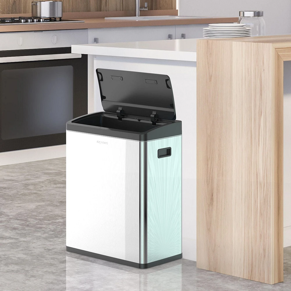 The Step N' Sort 60L, détecteur de mouvement, poubelle double et bac de recyclage