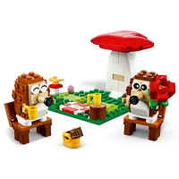 LEGO Hedgehog Picnic Date Building Toy - Animal Figures & Playset for Kids, Boys and Girls, Ages 8+ - Gift Idea for Birthdays - with 2 Hedgehog Toys and Accessories - 40711