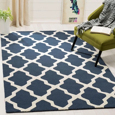 Safavieh Cambridge Liam Geometric Area Rug