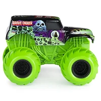 Monster Jam, Official Grave Digger Spin Rippers Monster Truck, 1:43 Scale Ripcord Vehicle