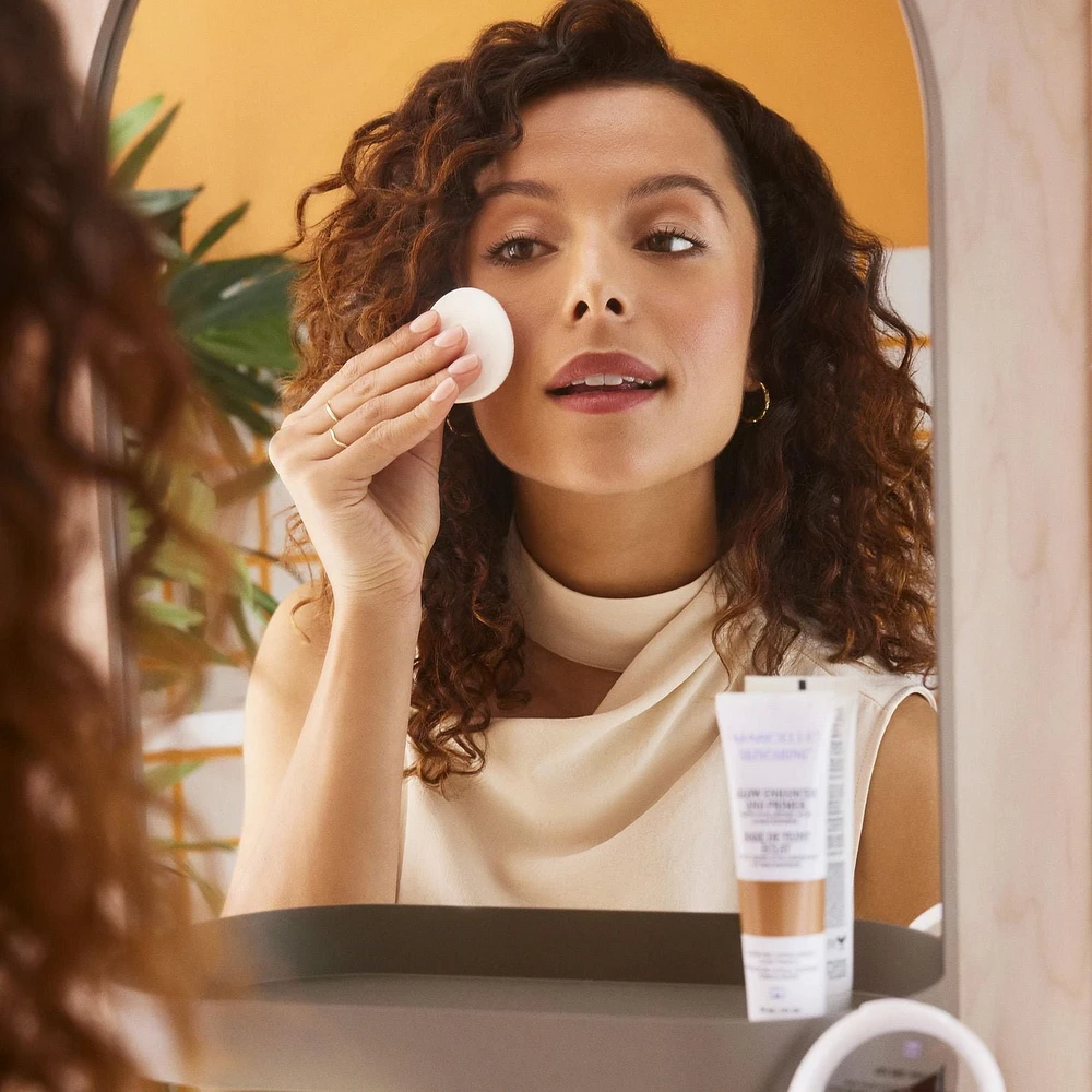 Marcelle Fond de teint compact + cache-cernes + poudre fixatrice 3 en 1 Skincaring avec acide hyaluronique Couvrance modulable, 8.5 g