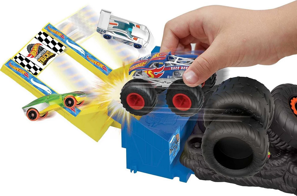 Hot Wheels Monster Trucks Arena Smashers Race Ace Smash Race Challenge Playset with 1 Vehicle