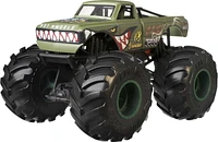 Hot Wheels Monster Trucks 1:24 Scale Die-cast V8 Bomber Green