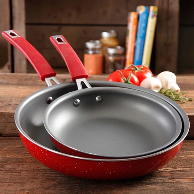 The Pioneer Woman Vintage Speckle 2-Pack Red Non-Stick Skillet Set