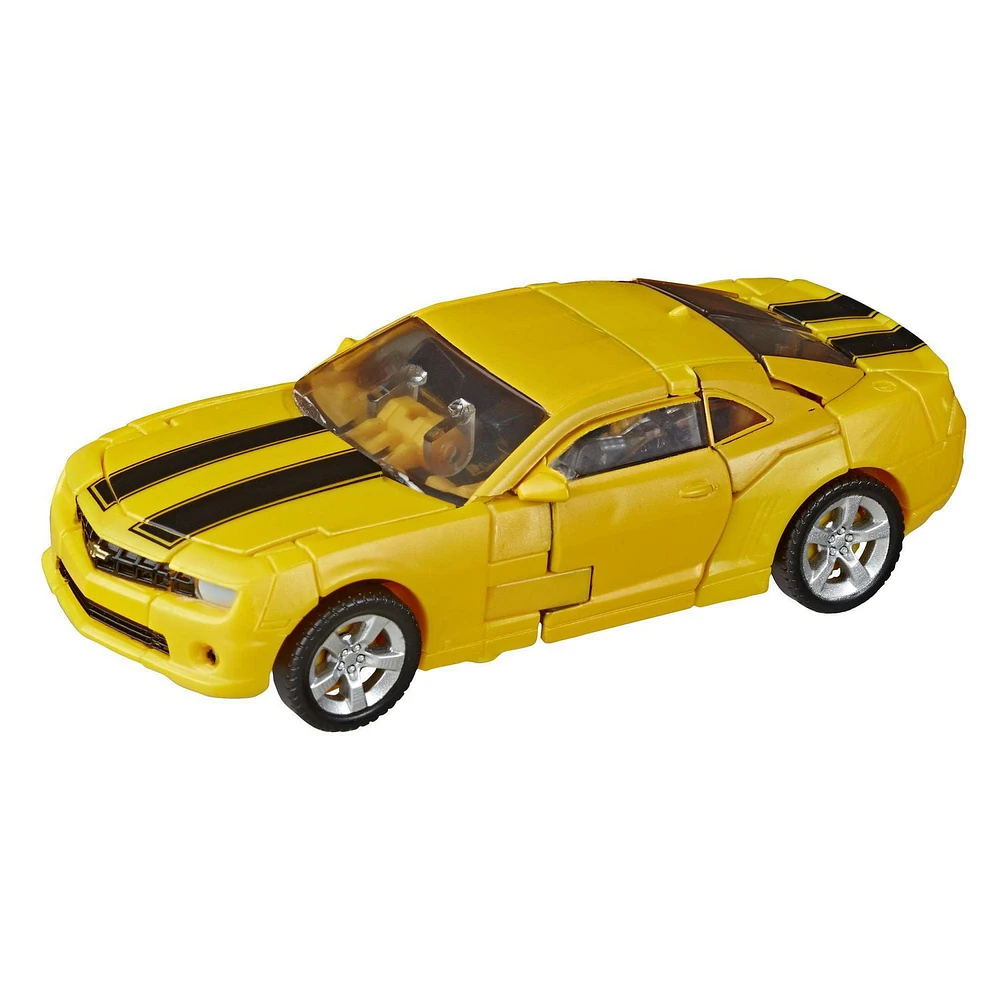 Studio Series 49 Deluxe Class Transformers: Movie 1 Bumblebee Action Figure