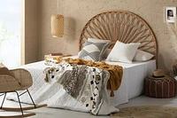 Rattan Wall-Mounted Headboard Delicate Flower from the collection Balka South Shore