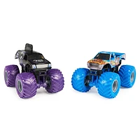 Monster Jam, Official Mohawk Warrior Vs. Stone Crusher Die-Cast Monster Trucks, 1:64 Scale, Kids Toys for Boys Ages 3 and up