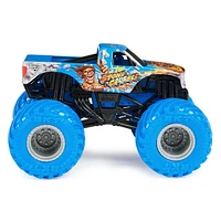 Monster Jam, Official Mohawk Warrior Vs. Stone Crusher Die-Cast Monster Trucks, 1:64 Scale, Kids Toys for Boys Ages 3 and up